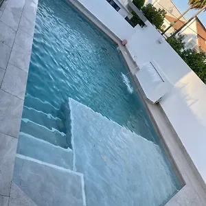 Mediterranean House - Privadas En Casa Compartida Séjour chez l'habitant
